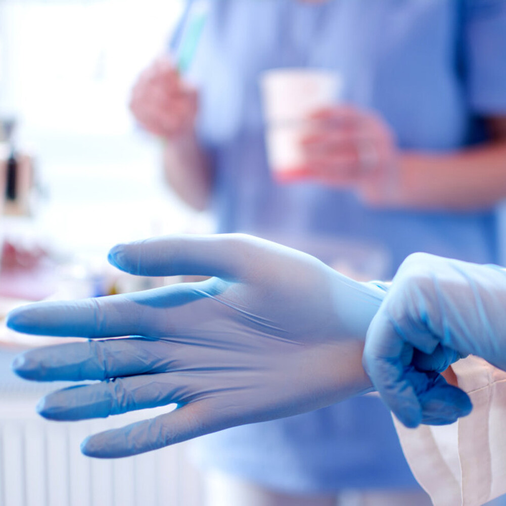 50/100pcs Disposable Latex Gloves Universal Go Out Work Cleaning Gloves Multifunctional Home Food Cosmetic Disposable Gloves
